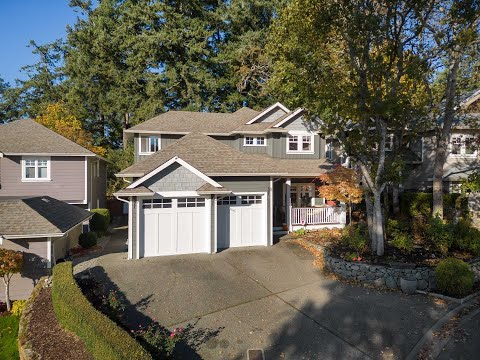 539 Caselton Place | Saanich, BC - The Agency