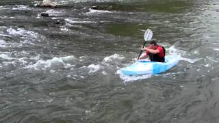 preview picture of video 'A whitewater paddle down Lock 1 on the Green River in Woodbury, KY'