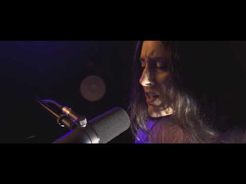 PAULA DOMÍNGUEZ - QUIERO Y NO QUIERO - Live performance