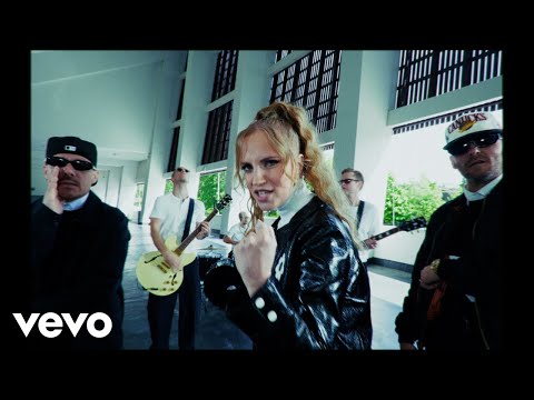 Haloo Helsinki! - Huuda! (Remix) ft. JVG