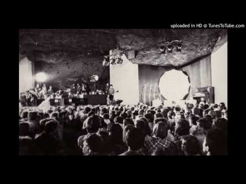 YAPA'81 - Stary Uciekaj