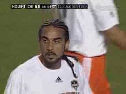 Dwayne De Rosario goal from midfield