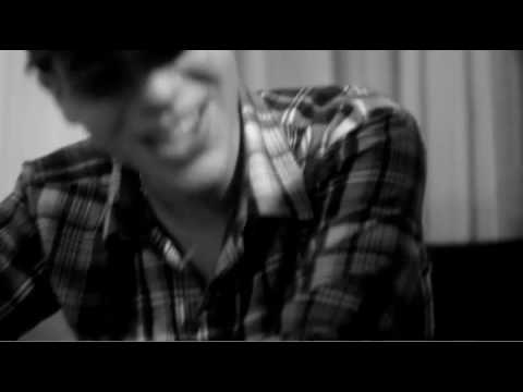 Rich Hil-O's [Music Video]