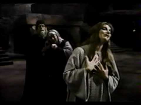 Marisa Galvany - Macbeth - Una Macchia