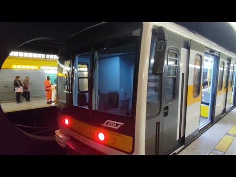Viaggio a bordo della metro serie 8000 M3!               ( Duomo- Turati)
