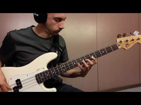 Dave Holland's solo in Moose The Mooche