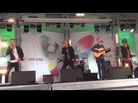 ESCKAZ live in Malmö: Hugo Lindbäck, Emil Starbrant (Greece) - Alcohol is Free (at Eurovillage)