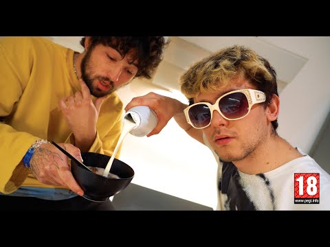 Leo Roi - Elle est sur ma b*te