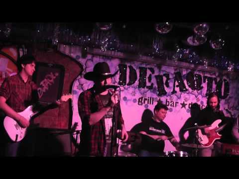 Shaky Jake feat. N. Dobkin - Rebelene / DeFAQto