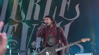 Pierce The Veil (live) - Floral And Fading - Budapest Park 17.06.2017