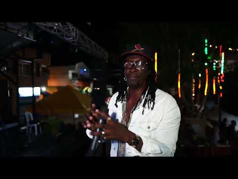 Louis Towers -  [Oficial Video] el liso en olaya-necoclí