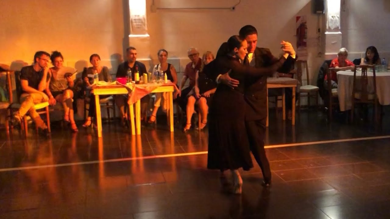 Diego Ortega y Aldana Silveyra en el Floreal Milonga.