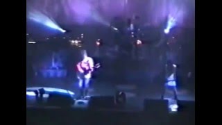 The Cure - Numb (live in Lille, 1996)c