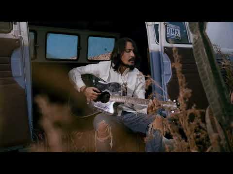 Geoff Max : Jamming Maverick Bohemian With Marcello Tahitoe - Knockin' On Heaven's Door (Cover)