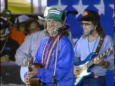 Willie Nelson - On the Road Again (Live at Farm Aid 1985)