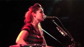 KT Tunstall - (Still a) Weirdo (Energy Live Session)