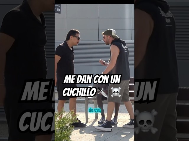 Vídeo relacionado con CXAFQ Cuchillo Daga Que Desaparece, Cuchillo Retráctil de Plástico para Broma y Fiesta