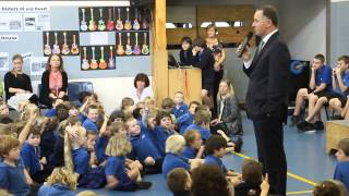 Eastern Courier - John Key visits Beachlands School