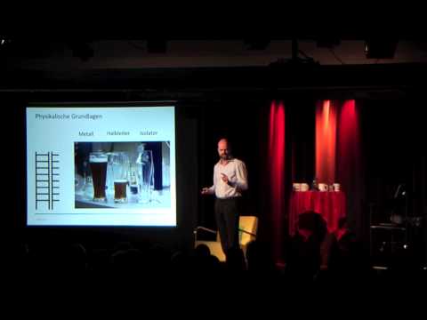 8. Science Slam Karlsruhe - Norman Mechau: "Organische Leuchtdioden (OLEDs)"