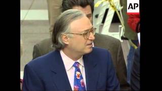 USA: SPORTSCASTER MARV ALBERT MAKES COURTROOM APOLOGY