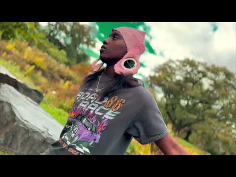 KIBALENCIAGA - "GEEK MODE COMA" (Exclusive) [dir.prestofinesto]