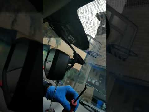 Ford rear view mirror removal