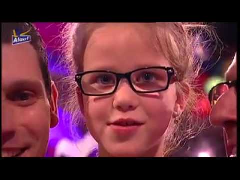 TWIEE HALF UM - VASTELAOVES LEEFDE