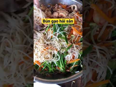 |02| Cách làm bún gạo hải sản | How to make bún gạo xào hải sản | Little Pho MLB