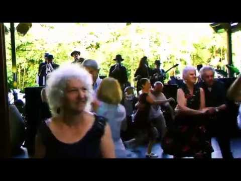 WellSwung Daddies Aint Nobody Here But Us Chickens live in Byron Bay at the Byron at Byron Resort.