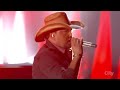 Jason Aldean Burnin It Down CMA Awards 2014