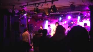 Deerhunter / Back To the Middle (Cover)