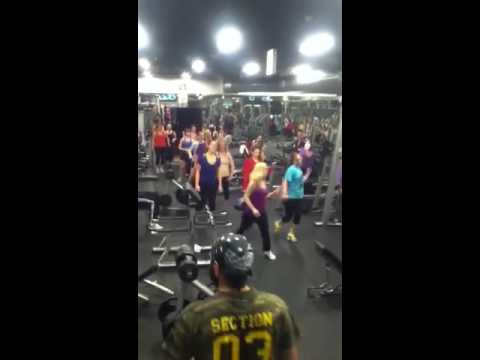 Wicker park fitness flash mob anniversary celebration