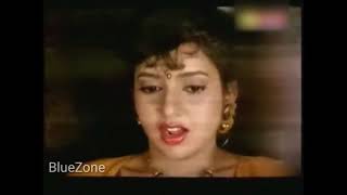 Bengali Actress  boob press in Auto  From old Movi