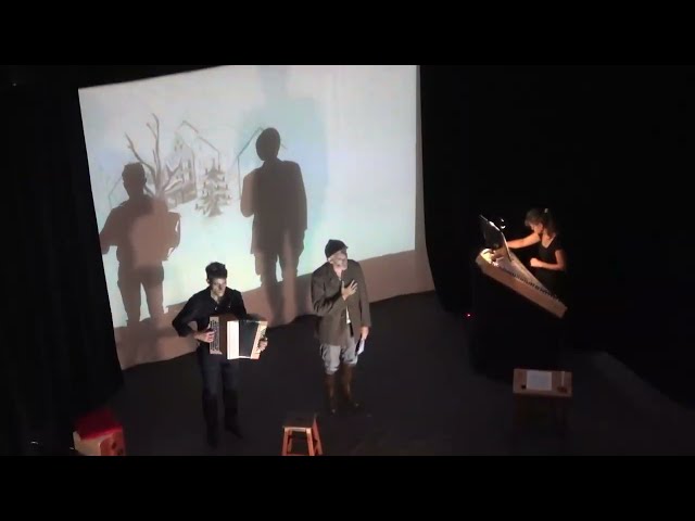 Vidéo Cluses — Fraternisons , une pièce pleine d’humanité qui célèbre l’amitié dans le chaos de la guerre id:VM9q_xOj8Cc