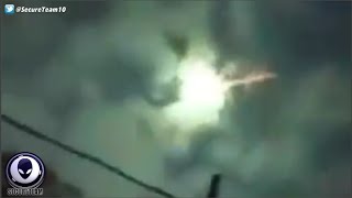 MASS Sighting! SOMETHING Is Entering Earth's Atmosphere! 5/22/16
