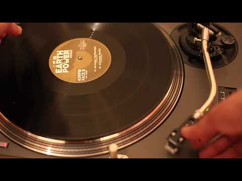 Swingin In The Trees ft Ras Hassen Ti, Dub Foundry, Rassie Ai