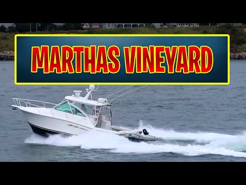 Power boats in action Marthas Vineyard