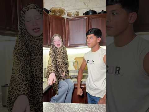 ابن اختي ضرب الصرصور:🤣