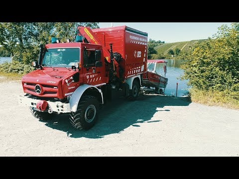 Hochgeländegängiger Unimog U 5023 unterstützt die Berufsfeuerwehr Heilbronn.