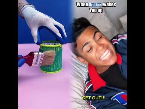 When ____ wakes you up💀😂