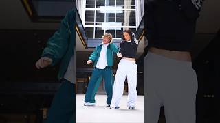 Download lagu Lauren Gibson & Vik White showed oit on this one β€οΈβπ₯ mp3 Download lagu Lauren Gibson & Vik White showed oit on this one β€οΈβπ₯ mp3