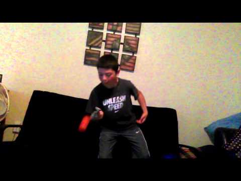 10 Easy Kendama Tricks For Beginners!!!!!!PLEASE LIKE AND SUBSCRIBE:)