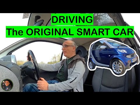 FIRST DRIVE of the ORIGINAL SMART CAR | Smart ForTwo Passion 450