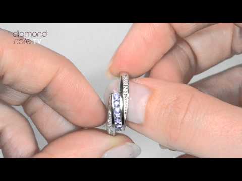 E5605 - 0.34ct Tanzanite And Diamond In 9K White Gold Ring