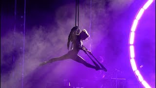 Lindsey Stirling “I Wonder as I Wander” Aerial Performance
