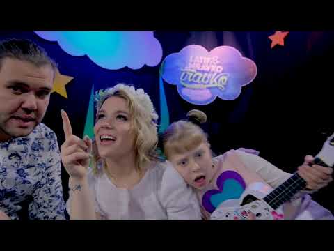 Latif i Mravko Travko  - Teta pričalica