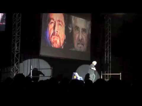 BEPPE GRILLO "Te la do io l'Europa" - YouTube