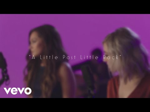 Maddie & Tae - A Little Past Little Rock (Official Acoustic Video)