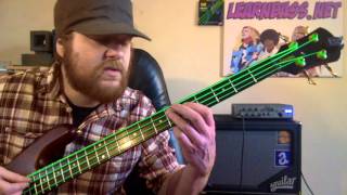 Green Day: Boulevard of broken Dreams Bass lesson: A Bass Lesson Everyday # 244