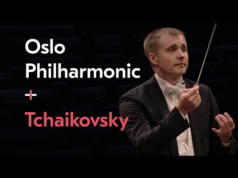 Symphony No. 4 / Pyotr Tchaikovsky  / Vasily Petrenko / Oslo Philharmonic